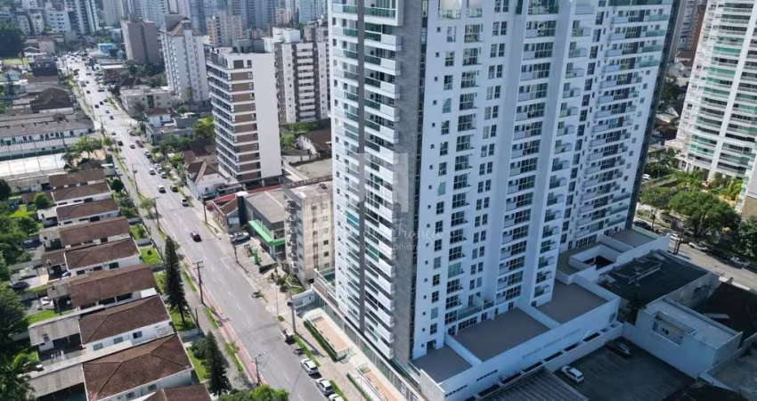 APARTAMENTO DE FRENTE AO BATALHÃO ANDAR ALTO