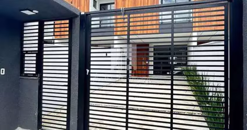 Casa com 3 quartos à venda na Rua Presidente Kennedy, Iririú, Joinville