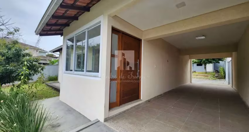 Casa com 3 quartos à venda na Rua Francisco Gomes de Oliveira, Saguaçu, Joinville