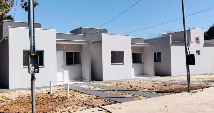 Casa para venda em várzea grande, colinas verdejantes, 2 dormitórios, 1 banheiro, 1 vaga