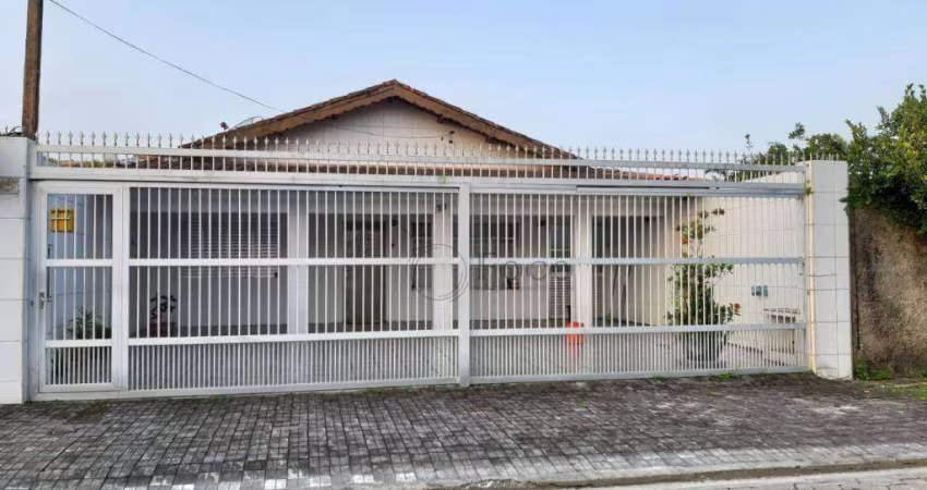 Casa com 3 dormitórios à venda, 157 m² por R$ 390.000,00 - Balneário Itaoca - Mongaguá/SP