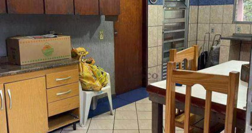 Casa com 3 dormitórios para alugar, 120 m² por R$ 3.687,00/mês - Chácara Cabuçu - Guarulhos/SP