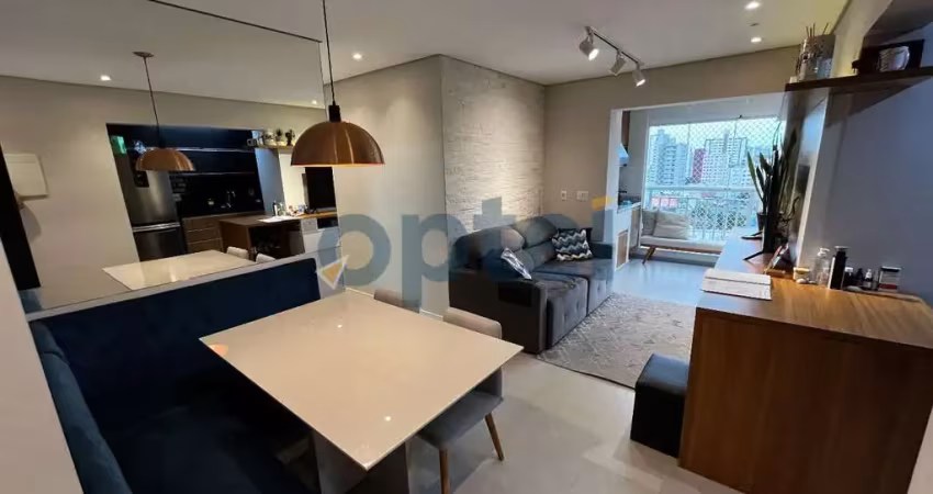 Apartamento Mobiliado, 2 dorms ( 1 suíte) 67m2 com varanda gourmet e lazer completo no Condomínio Innovare na Vila Bastos em Santo André