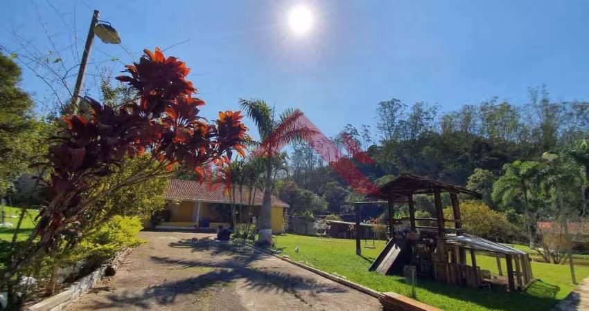 Chácara com 2 dorms, Casa Vermelha, Ribeirão Pires - R$ 1.2 mi, Cod: 2704