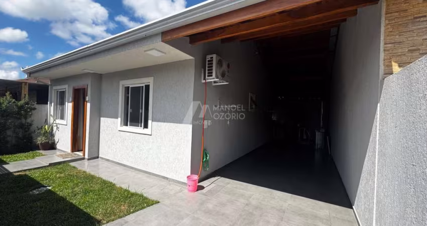 Casa 3 Quartos em Condomínio Semi mobiliada a Venda no Bairro Estação em Araucária