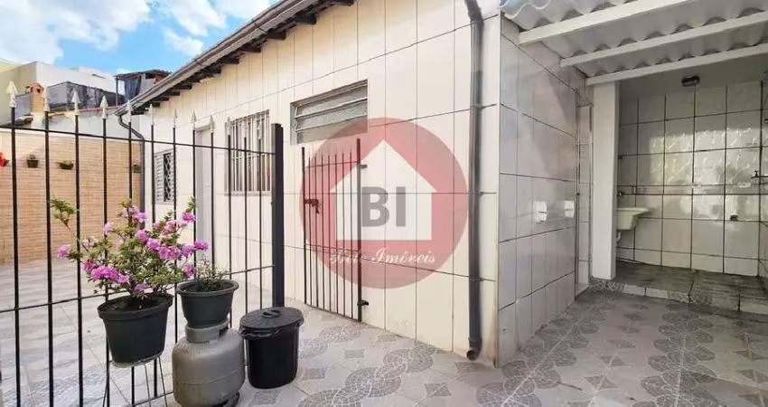 Casa 01 dormitóio, próximo ao metrô, sem vaga - aluguel r$ 1400/mês - vila guilhermina - são paulo/sp - 50 metros quadrados.