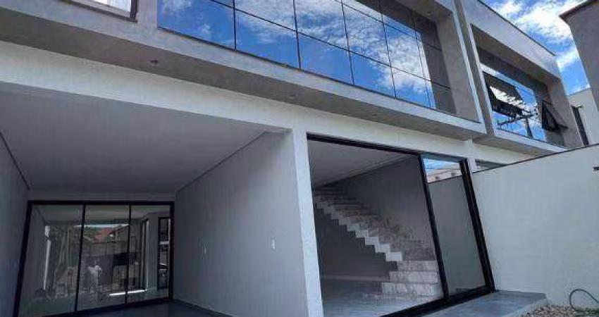Sobrado com 3 dormitórios à venda, 165 m² - Tabuleiro - Barra Velha/SC