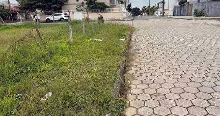 Terreno à venda na Avenida Emanoel Pinto, Centro, Balneário Piçarras