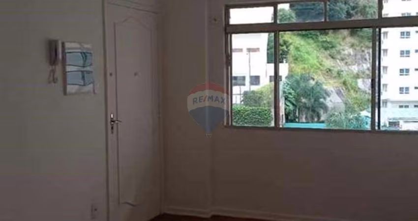 Excelente apartamento com 2 Dormitório, Sala, Cozinha com dispensa, Banheiro, Área de serviço com banheiro