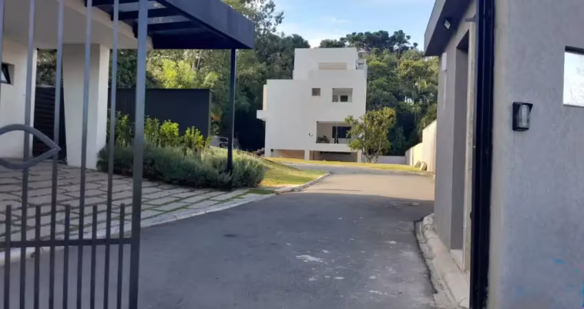 Terreno em condomínio fechado à venda na Rua José Brusamolin, 500, São Lourenço, Curitiba
