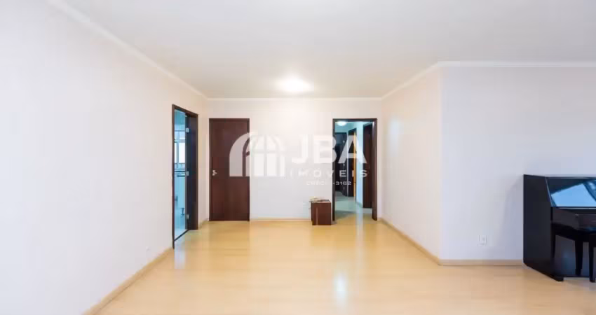 Apartamento amplo e ensolarado aceita financiamento!