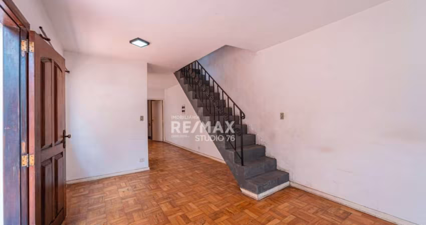 Aconchegante casa tipo para venda com 3 quartos, sendo 1 suíte, 119m²