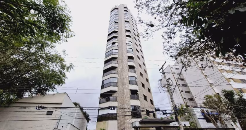 Atraente apartamento tipo para venda com 3 quartos, sendo 1 suíte, 133m²