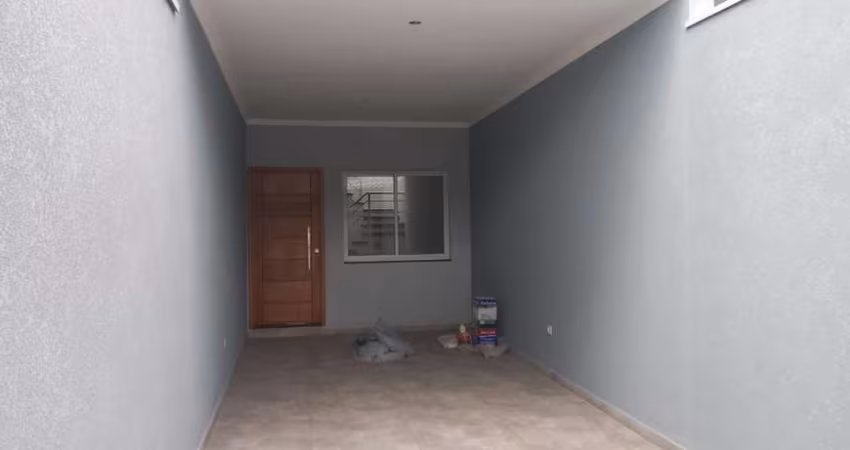 Versátil sobrado para venda com 3 quartos, sendo 1 suíte, 110m²