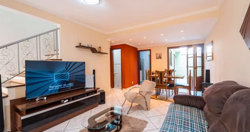 Atraente casa em condomínio para venda com 3 quartos, sendo 1 suíte, 94m²