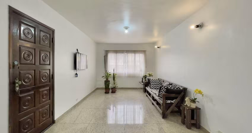 Atraente casa tipo para venda com 3 quartos, sendo 1 suíte, 113m²