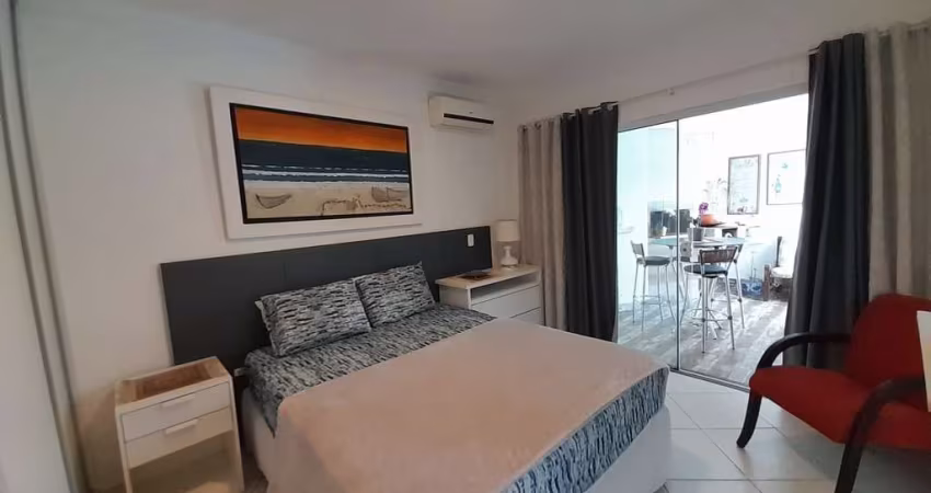 Casa 4 dormitórios ou + para Venda em Florianópolis, Jurerê, 4 dormitórios, 4 suítes, 5 banheiros, 3 vagas