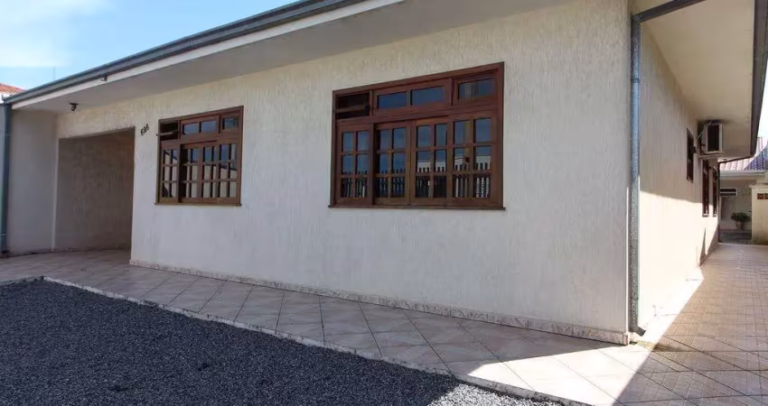 Casa com 200m² 3 quartos, à venda, no bairro São Pedro em São José dos Pinhais