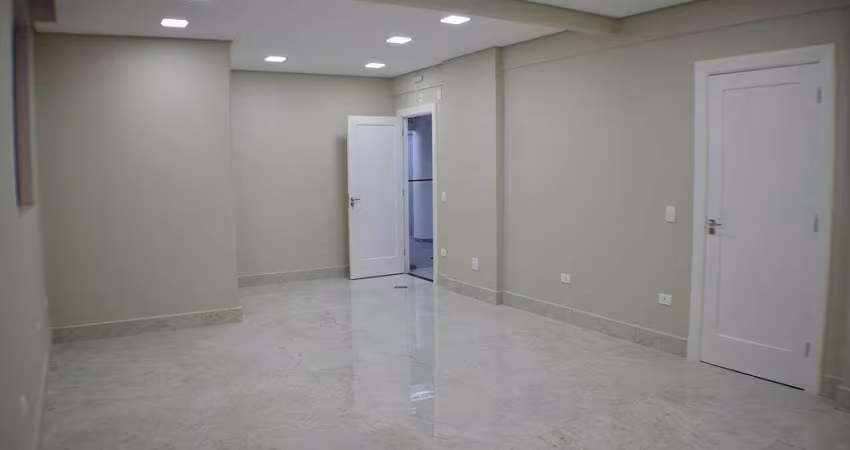 Sala / Conjunto com 34,3m² , à venda, no bairro Centro em Curitiba