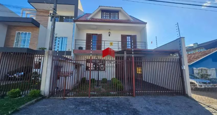 Sobrado com 302m² 4 quartos, à venda, no bairro Cajuru em Curitiba