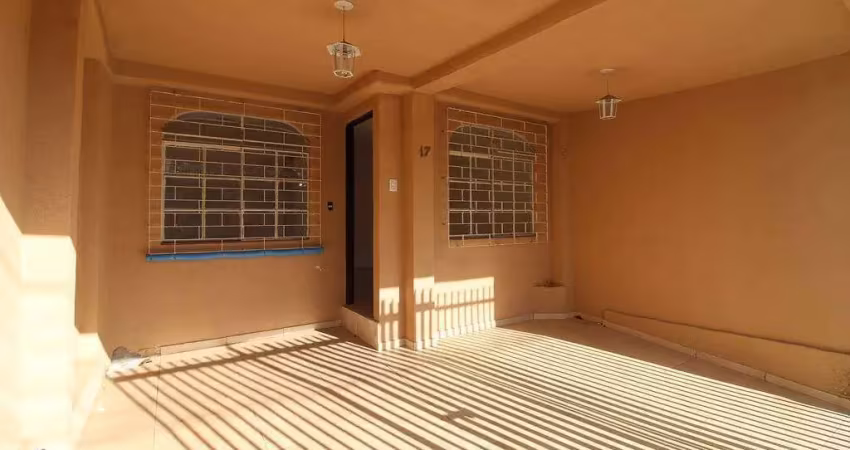 Casa com 65m² 2 quartos, à venda, no bairro Boqueirão em Curitiba