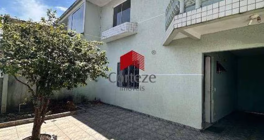 Sobrado com 100,14m² 3 quartos, à venda, no bairro Pinheirinho em Curitiba