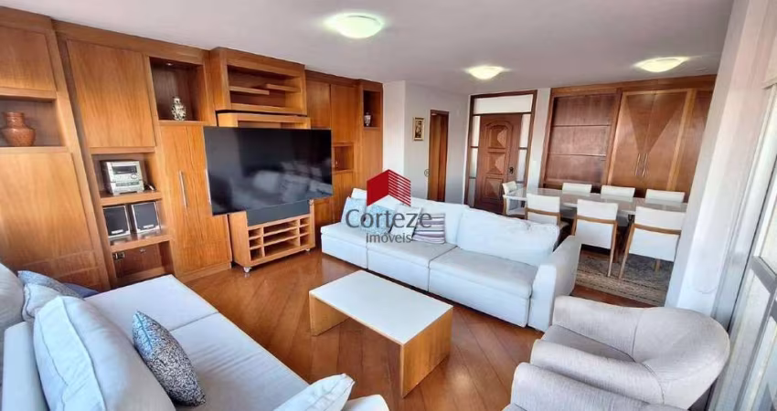 Apartamento com 217,38m² 3 quartos, à venda, no bairro Centro em Curitiba