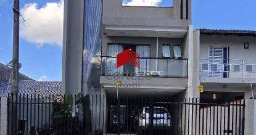 Sobrado com 230m² 3 quartos, à venda, no bairro Iná em São José dos Pinhais