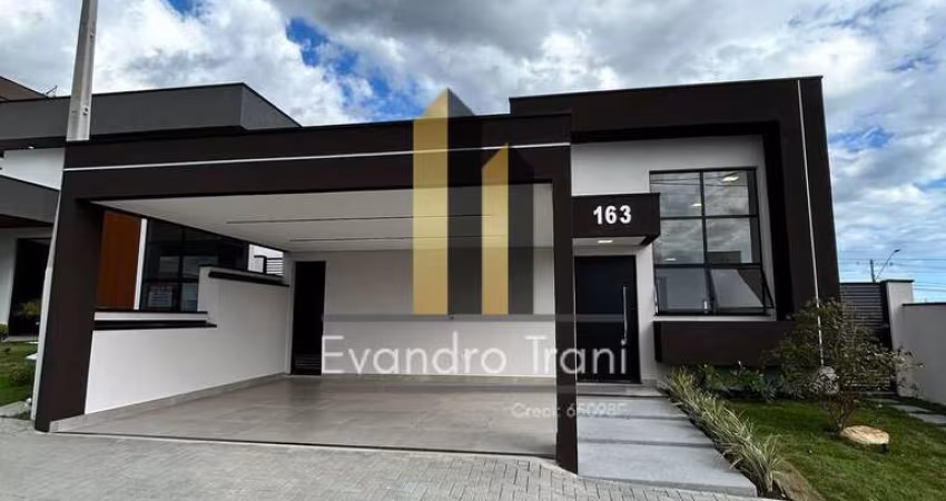 Casa à Venda - Cond. Rudá R$ 1.400.000,00