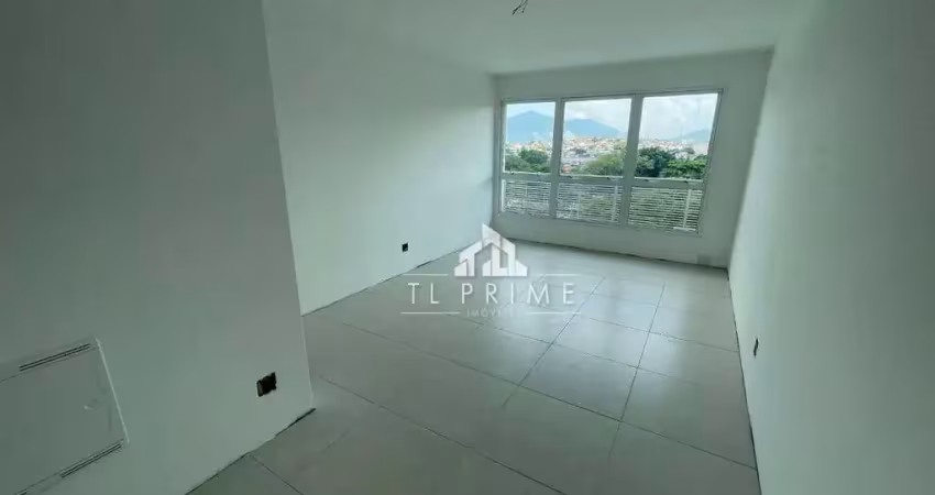 Sala comercial com 4 salas para alugar na Avenida Maria Teresa, 75, Campo Grande, Rio de Janeiro