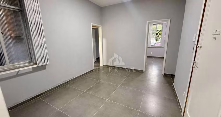 Apartamento 2 Quartos Tipo Garden para Aluguel no Bairro das Laranjeiras, Rio de Janeiro