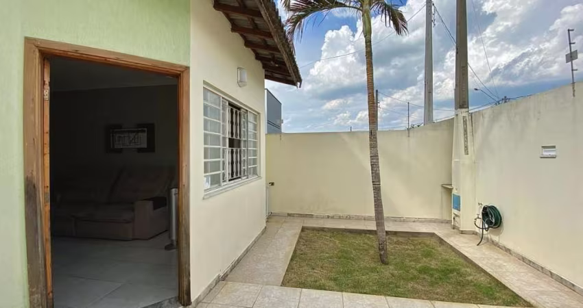Excelente Casa com 2 dormitórios à venda, com aprox. 80m² por R$ 350.000 - Santa Marta III - Salto/SP