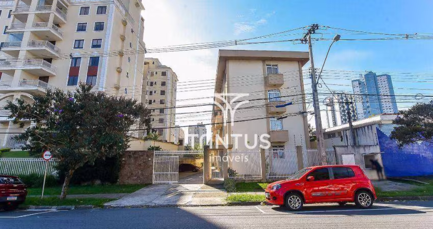 Apartamento com 2 dormitórios à venda, 70 m² por R$ 315.000,00 - Cristo Rei - Curitiba/PR