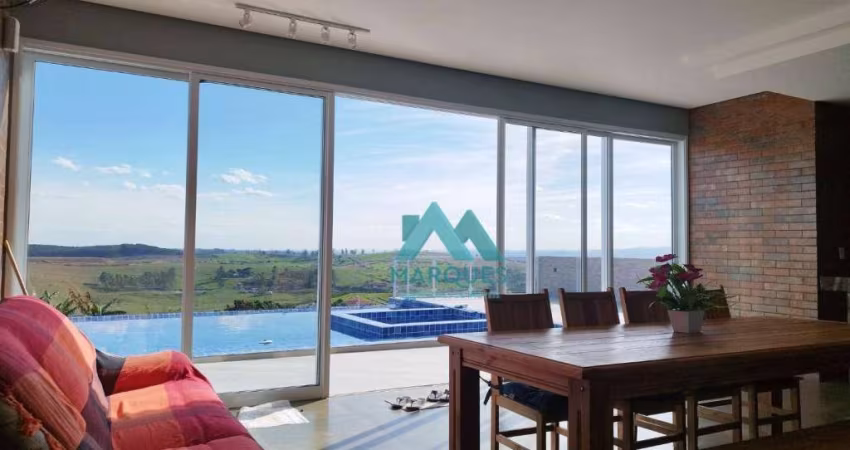 Maravilhosa casa Alto Padrão com piscina de borda infinita com vista para serra da Mantiqueira