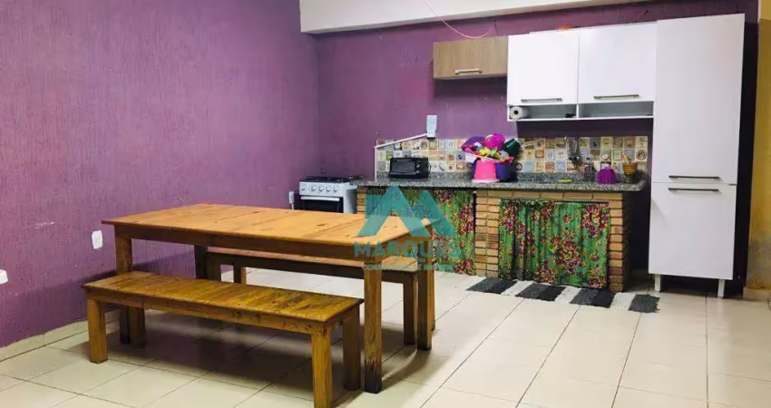 Linda casa em ótima localização em Caçapava