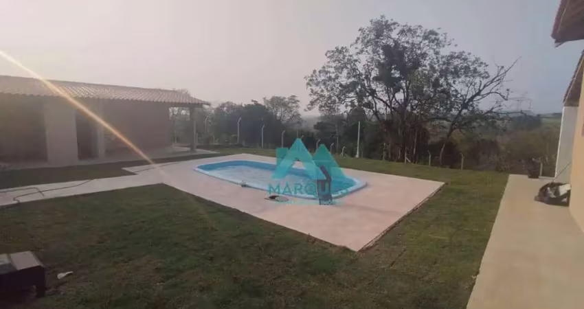 Linda chácara, vista maravilhosa para o por do sol!