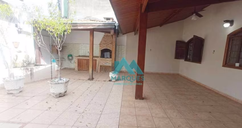 Sobrado com 4 dormitórios à venda, 222 m² por R$ 480.000,00 - Sapé II - Caçapava/SP