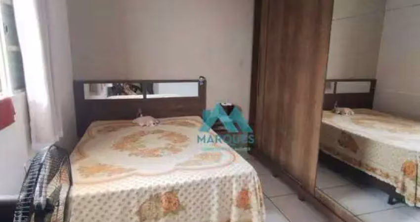 Ótima casa não geminada em frente a área verde no panorama