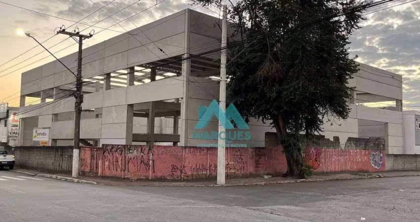 Excelente Galpão na marginal da Dutra em Caçapava  com 1344 de área construída
