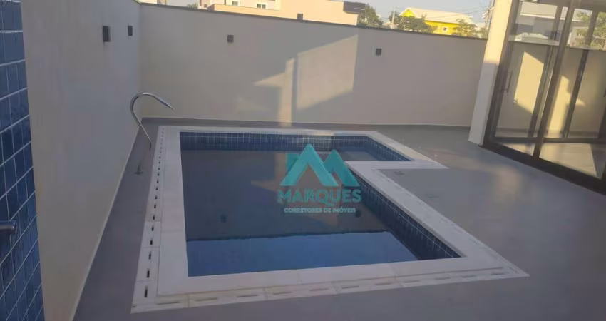 Casa com piscina, móveis planejados e todo o conforto de um condomínio.