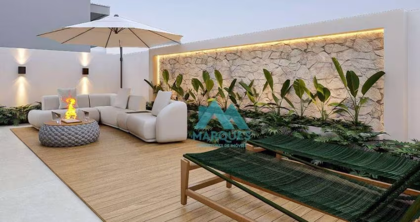 Linda Casa alto Padrão em condominio
