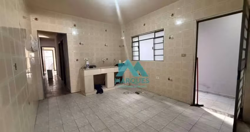 Casa térrea em ótimo bairro próximo a escolas, supermercados, posto de saúde e outros