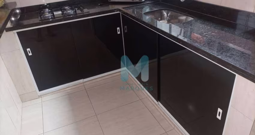 Linda casa, com excelente acabamento