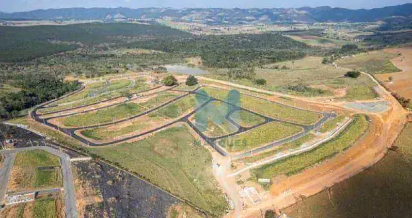 Lindo terreno de 661m² no residencial borda do lago