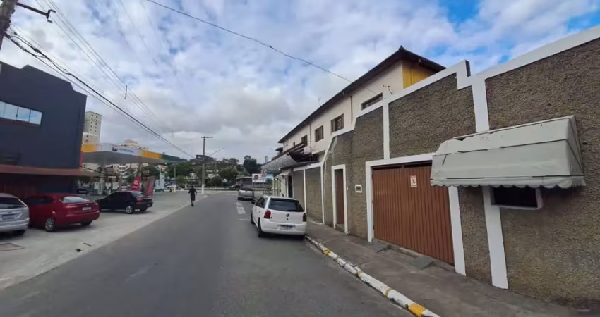 Casa com 2 dormitórios, suíte, garagem coberta para alugar, 120 m² na avenida brasil por r$ 2.100/mês - vila antônio augusto luiz - caçapava/sp