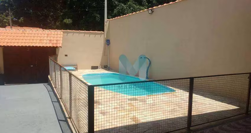 Casa com piscina e espaço gourmet completo – pronta para morar e lazer