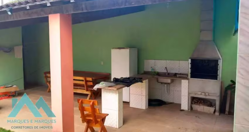Casa de terreno inteiro na massaguaçu em caraguatatuba.