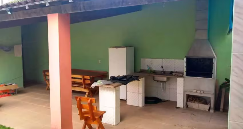 Casa com 2 quartos à venda na Rua Rio Paraná, 315, Massaguaçu, Caraguatatuba