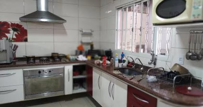 Ótima Casa à venda, 180 m² por R$ 450.000,00 - Parque Residencial Maria Elmira - Caçapava/SP