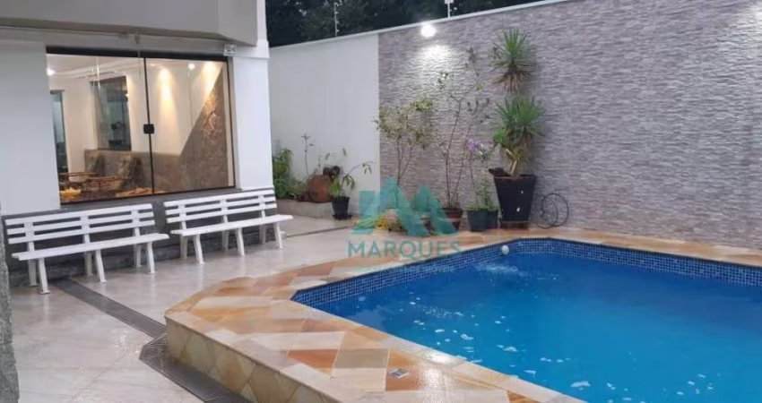 Linda casa próximo ao Centro da Cidade